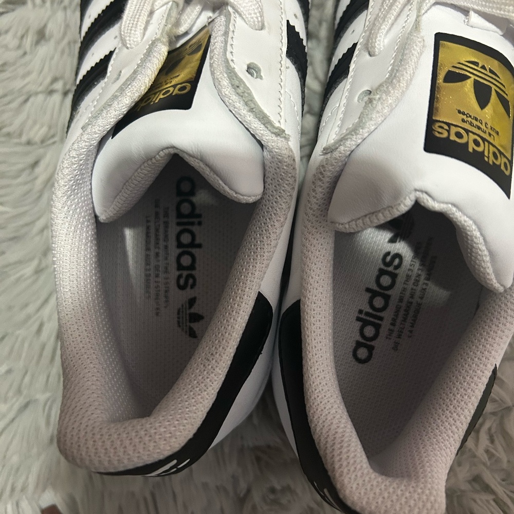 Adidas Original Superstar Shoes - Picture 2 of 10